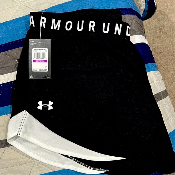 Under Armour Pants - NWT  XXL Athletics Shorts